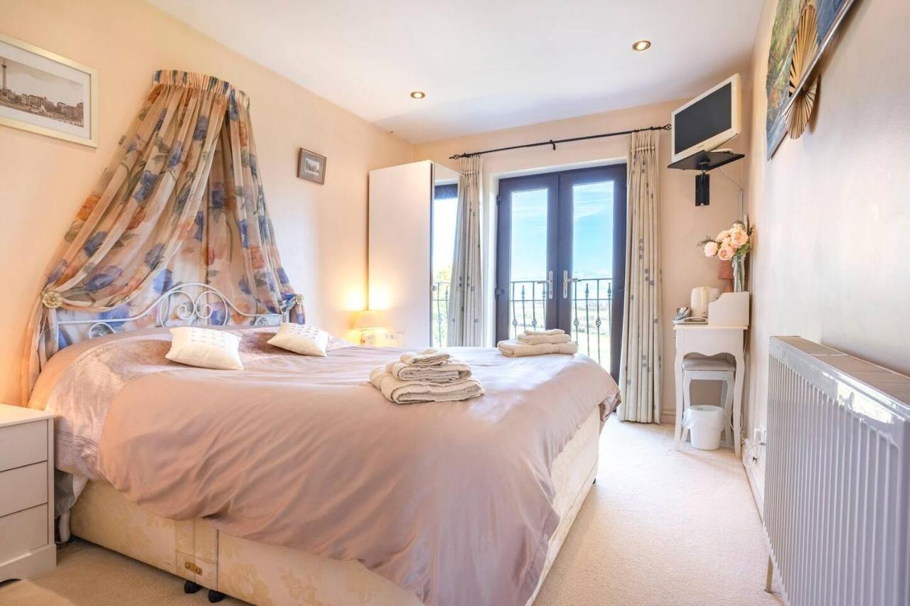 Willow Ridge - A Large Country House With 3 Rental Rooms Clutton Exterior photo
