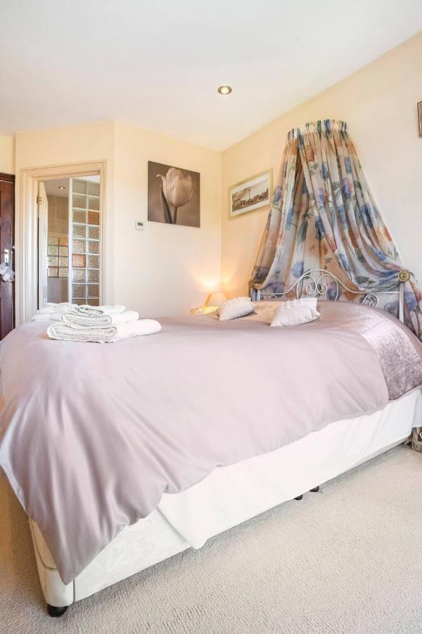 Willow Ridge - A Large Country House With 3 Rental Rooms Clutton Exterior photo