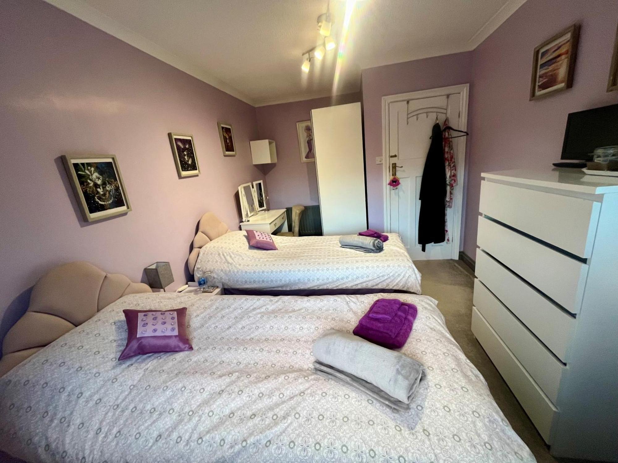 Willow Ridge - A Large Country House With 3 Rental Rooms Clutton Exterior photo